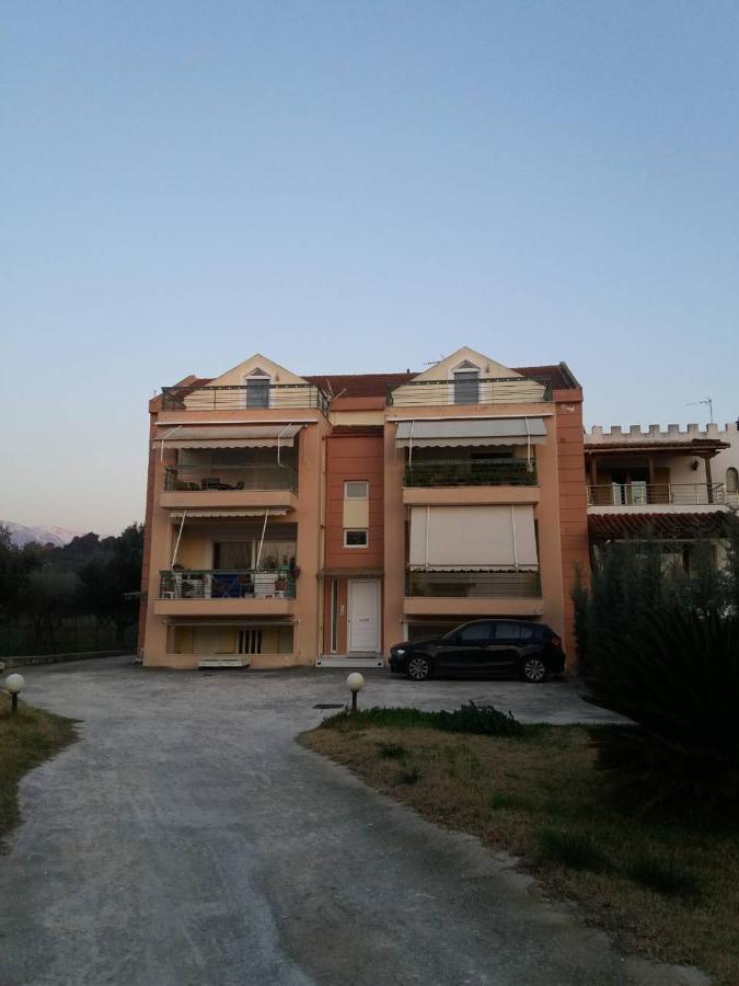 Ostria Seaside Apartments Patras Exterior foto