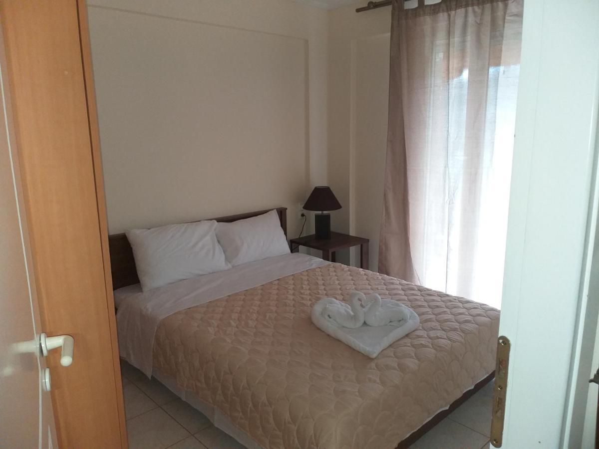 Ostria Seaside Apartments Patras Exterior foto